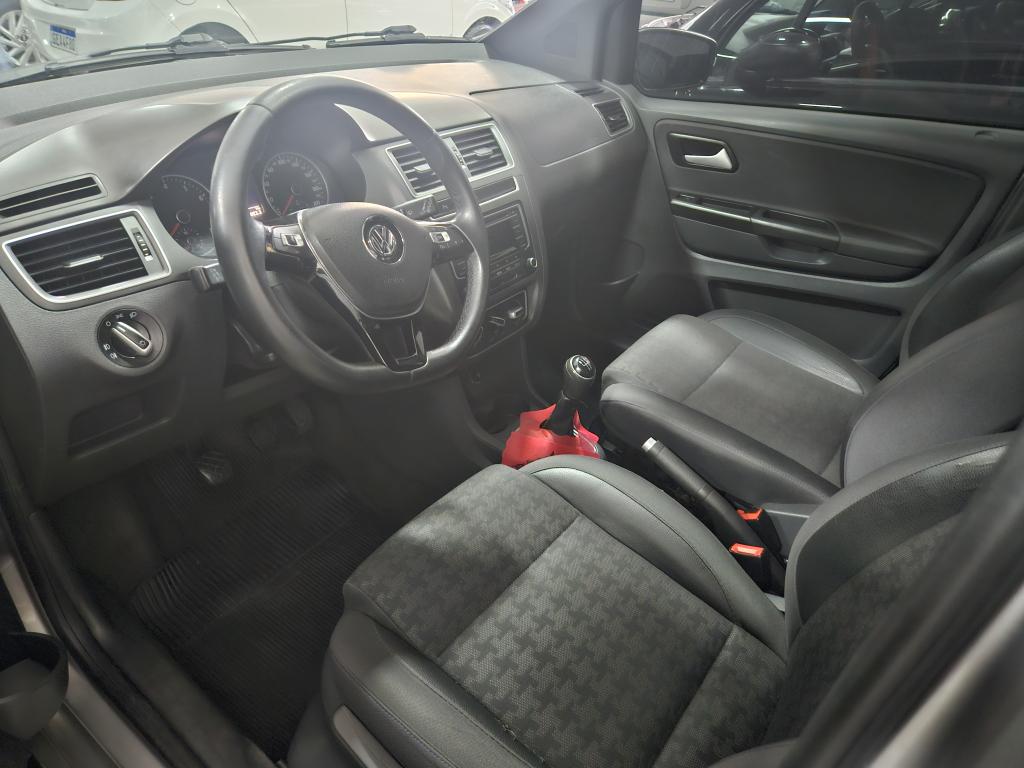 VOLKSWAGEN Fox - Foto
