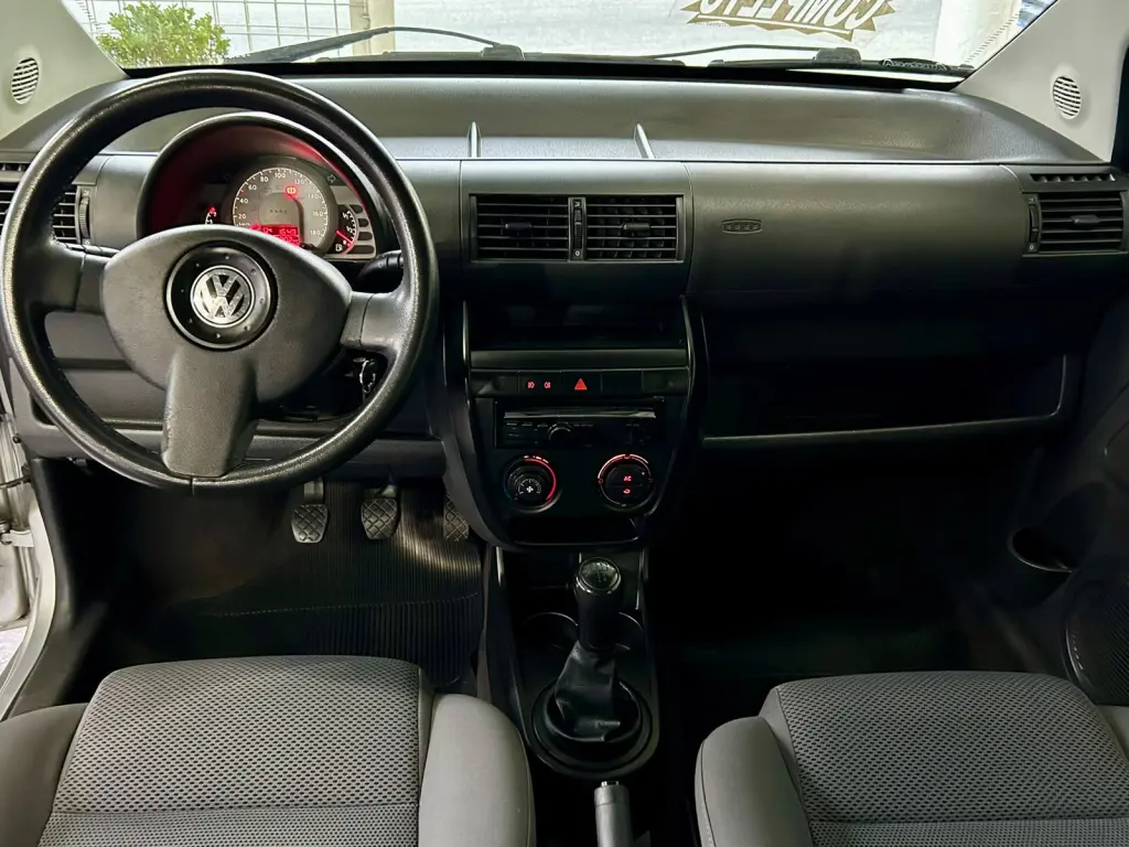 VOLKSWAGEN Fox - Foto