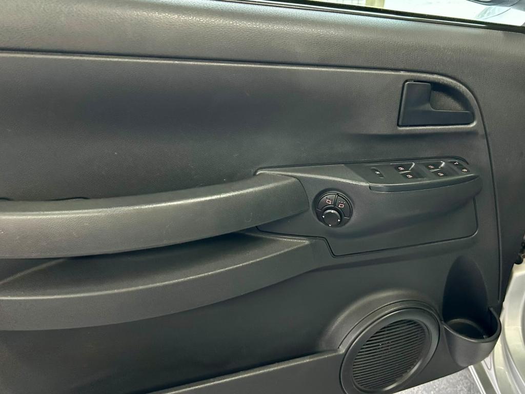 VOLKSWAGEN Fox - Foto
