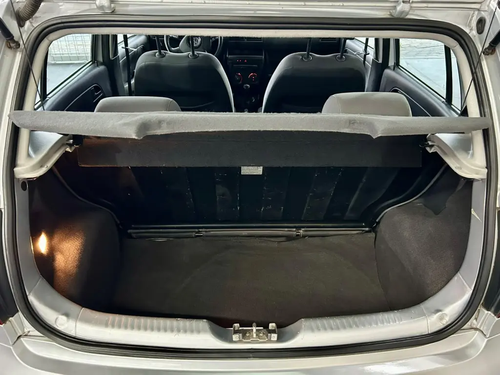 VOLKSWAGEN Fox - Foto