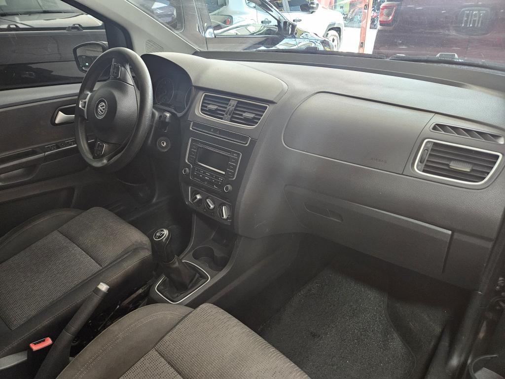 VOLKSWAGEN Fox - Foto