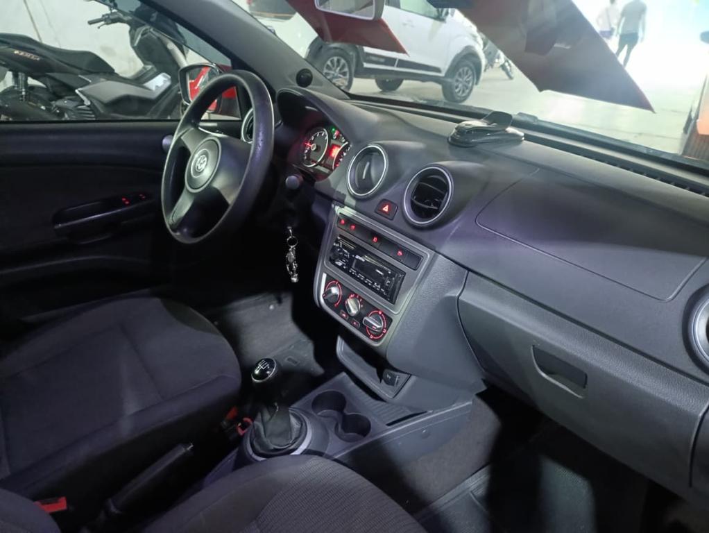 VOLKSWAGEN Gol - Foto