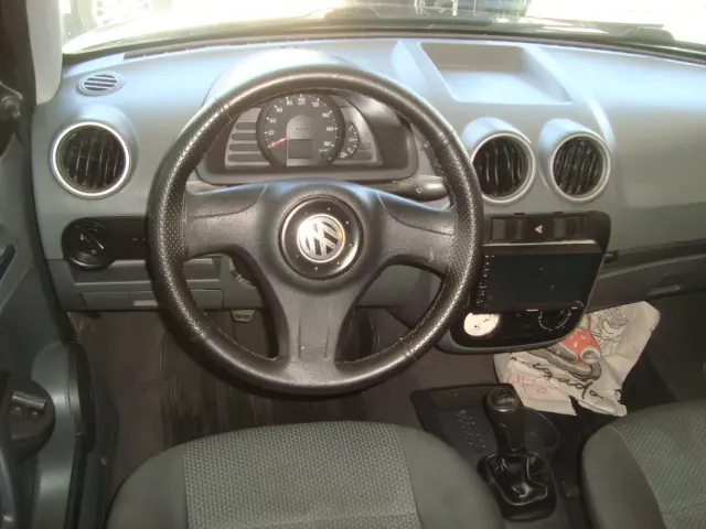 VOLKSWAGEN Gol - Foto