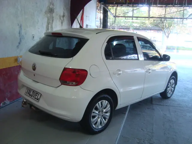 VOLKSWAGEN Gol - Foto