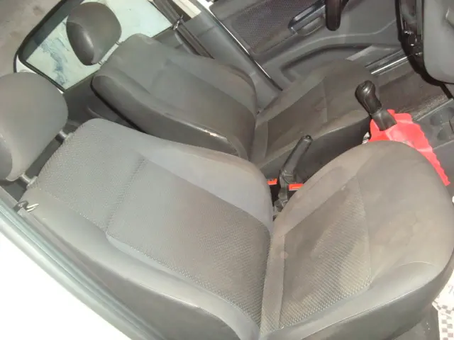 VOLKSWAGEN Gol - Foto