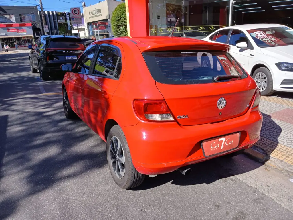 VOLKSWAGEN Gol - Foto