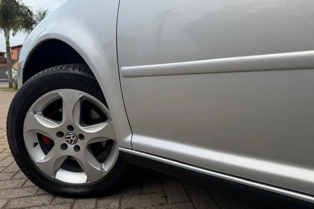 VOLKSWAGEN Golf - Foto