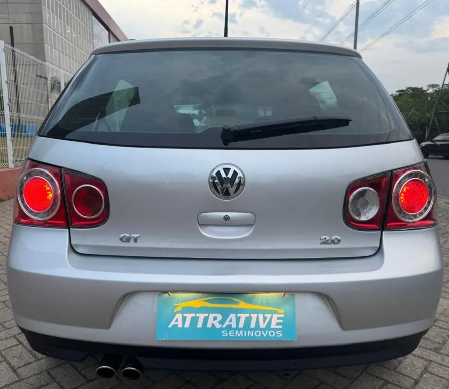 VOLKSWAGEN Golf - Foto