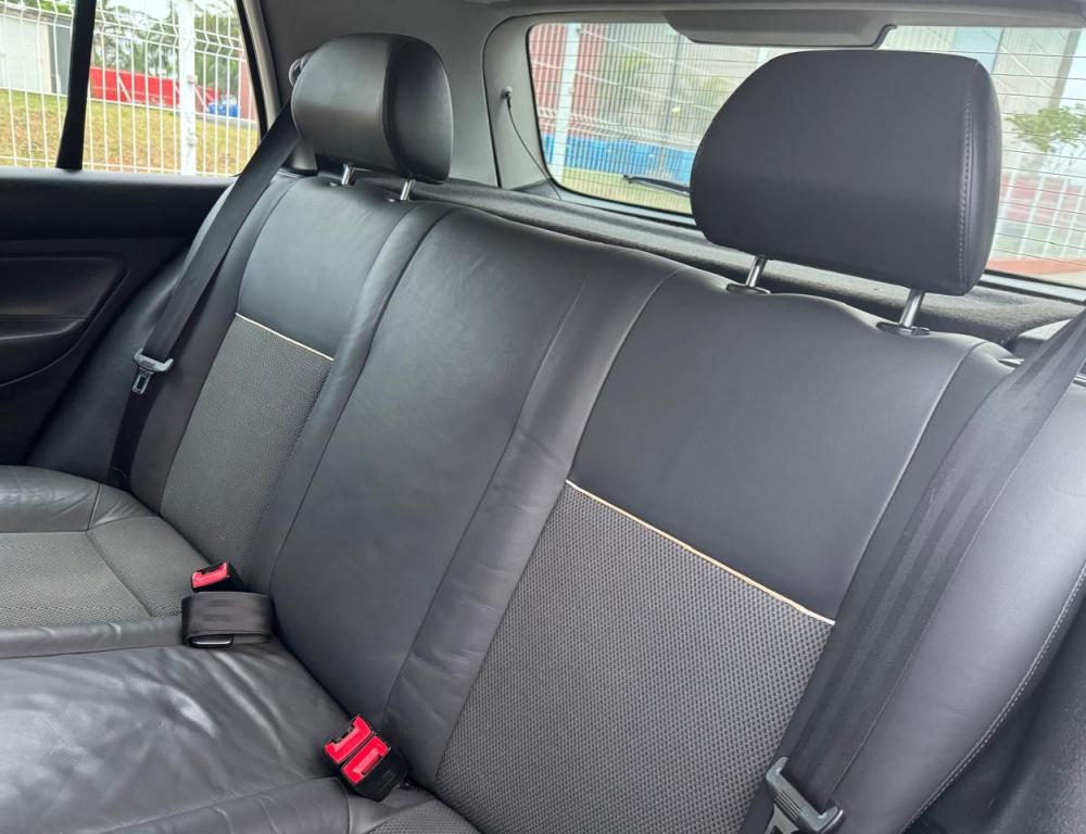 VOLKSWAGEN Golf - Foto