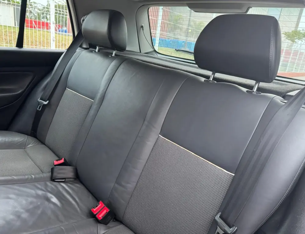 VOLKSWAGEN Golf - Foto