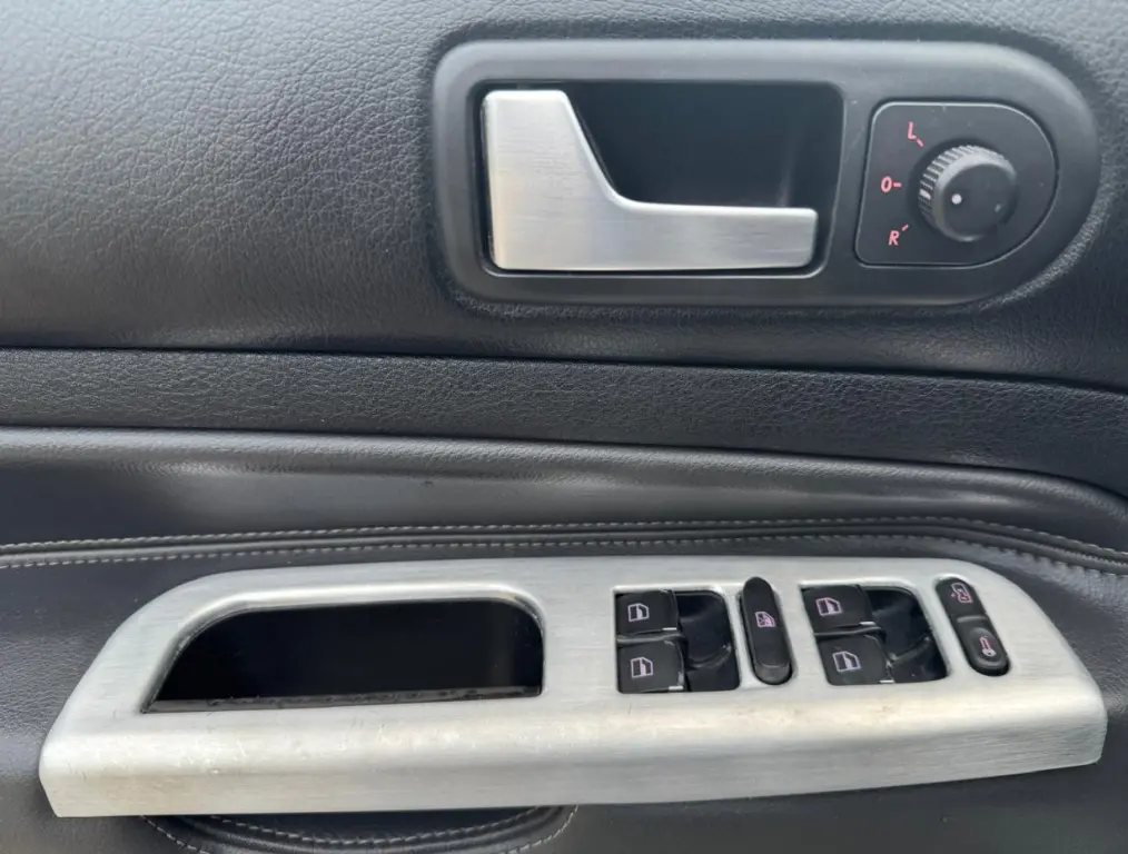 VOLKSWAGEN Golf - Foto