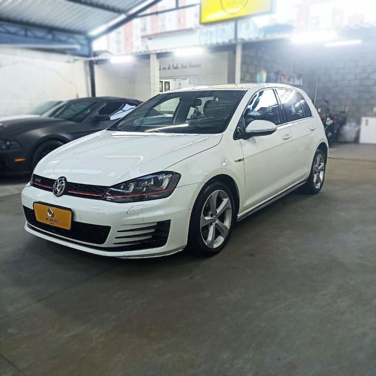 VOLKSWAGEN Golf - Foto