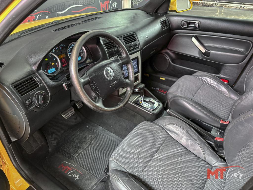 VOLKSWAGEN Golf - Foto