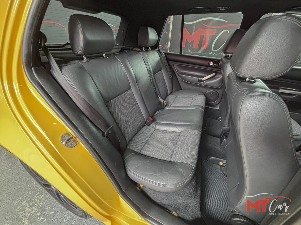 VOLKSWAGEN Golf - Foto
