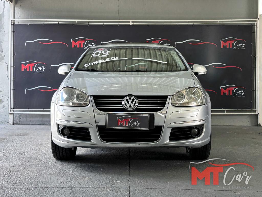VOLKSWAGEN Jetta - Foto