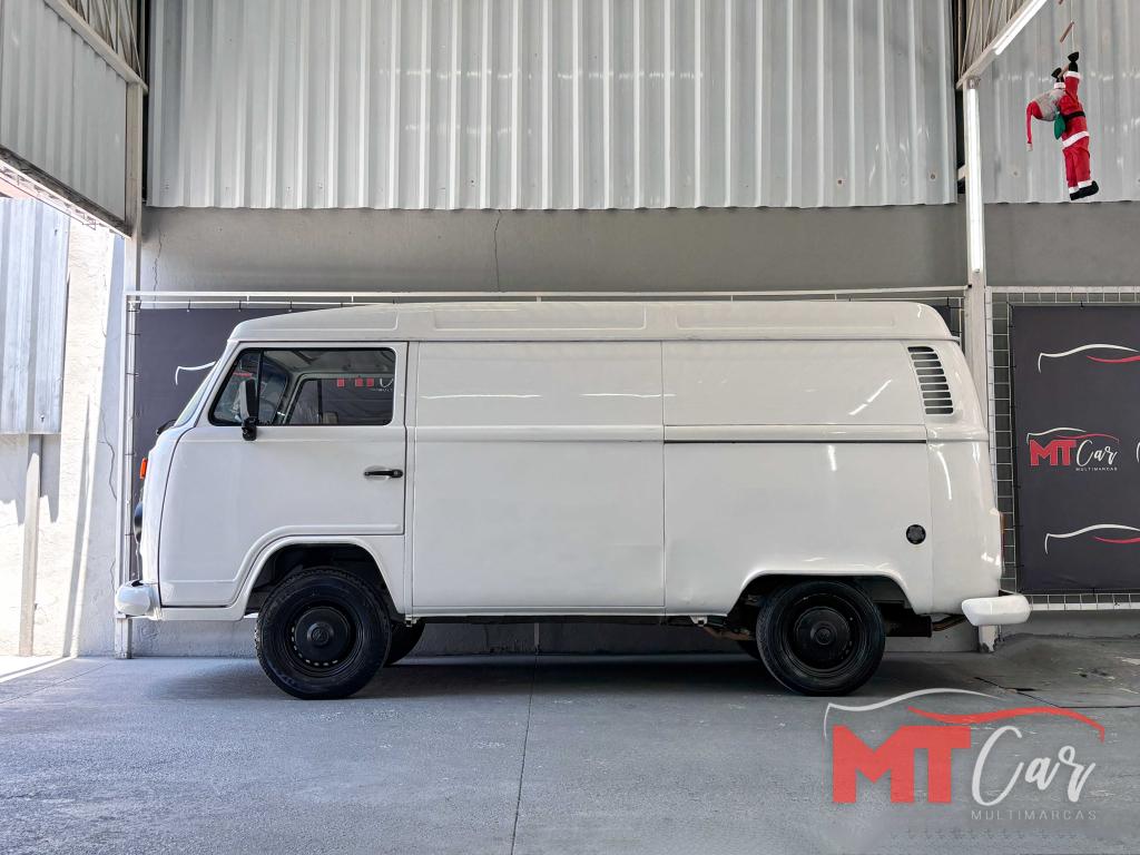VOLKSWAGEN Kombi - Foto
