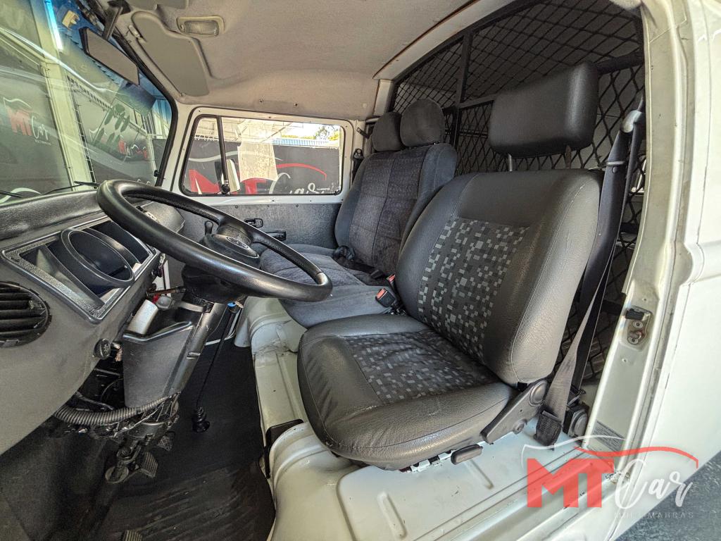 VOLKSWAGEN Kombi - Foto