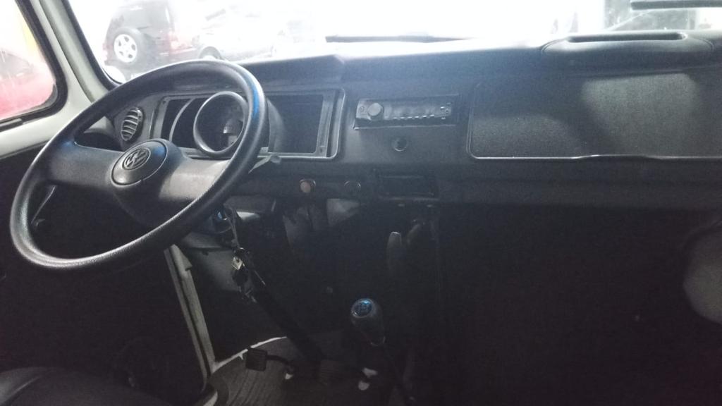 VOLKSWAGEN Kombi - Foto