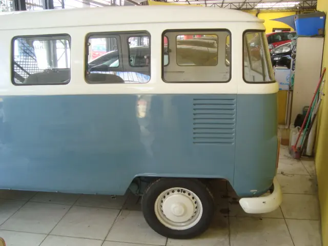 VOLKSWAGEN Kombi - Foto