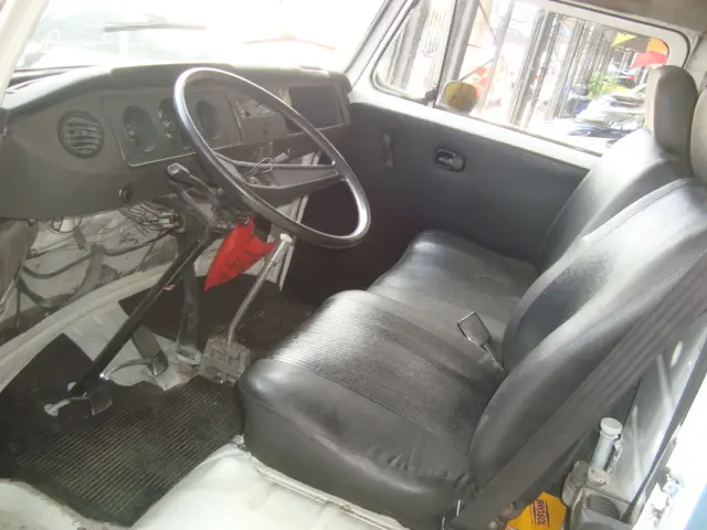 VOLKSWAGEN Kombi - Foto