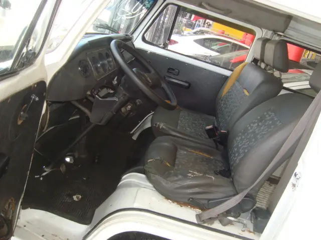 VOLKSWAGEN Kombi - Foto