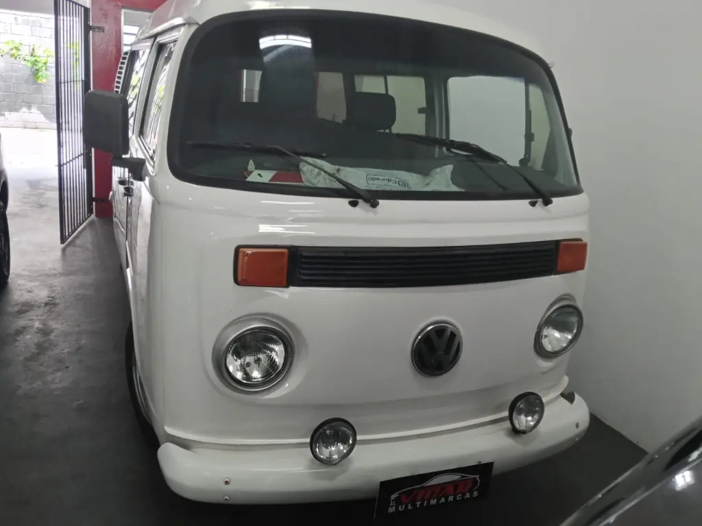 VOLKSWAGEN Kombi - Foto