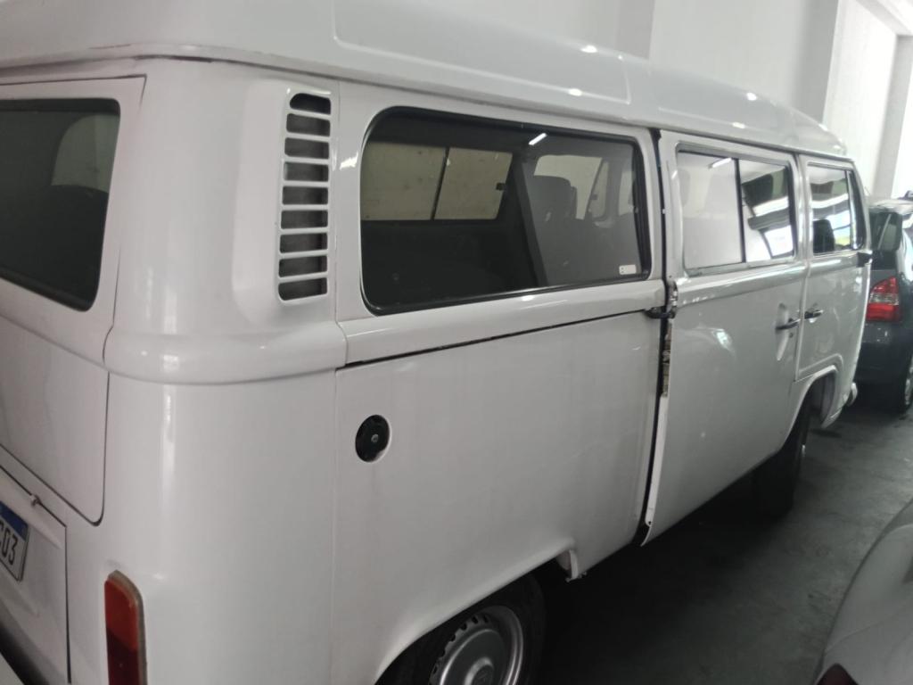 VOLKSWAGEN Kombi - Foto