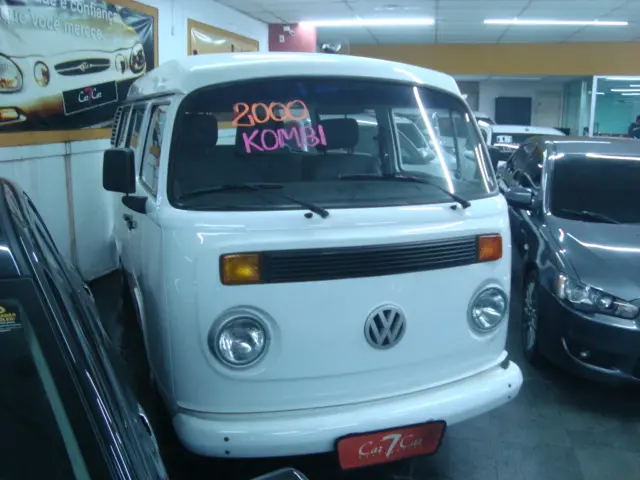 VOLKSWAGEN Kombi - Foto