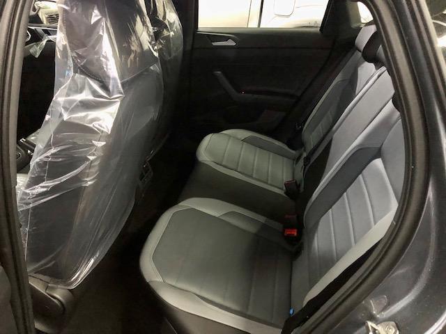 VOLKSWAGEN Nivus - Foto