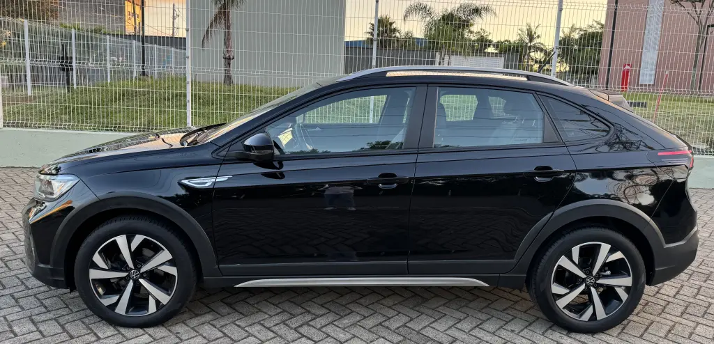 VOLKSWAGEN Nivus - Foto