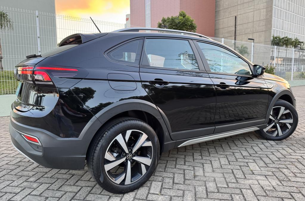 VOLKSWAGEN Nivus - Foto