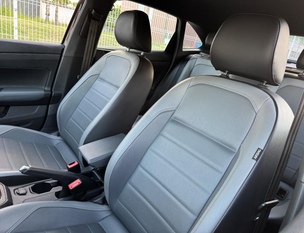 VOLKSWAGEN Nivus - Foto