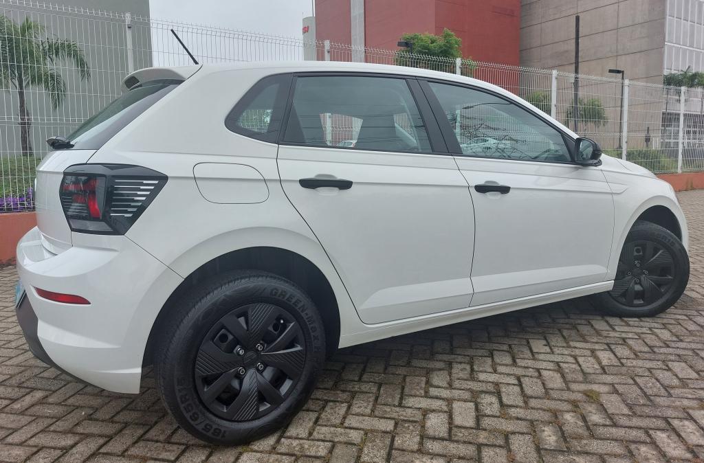 VOLKSWAGEN Polo Hatch - Foto