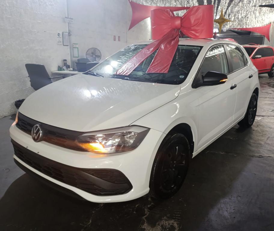 VOLKSWAGEN Polo Hatch - Foto