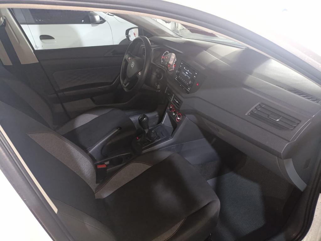 VOLKSWAGEN Polo Hatch - Foto