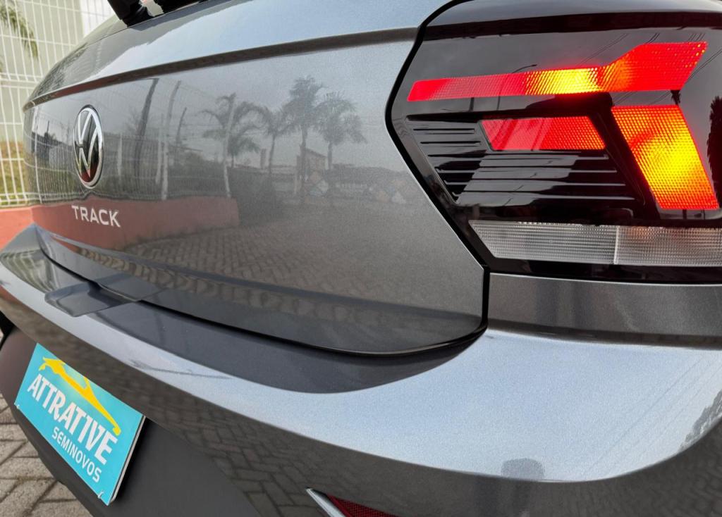 VOLKSWAGEN Polo Hatch - Foto