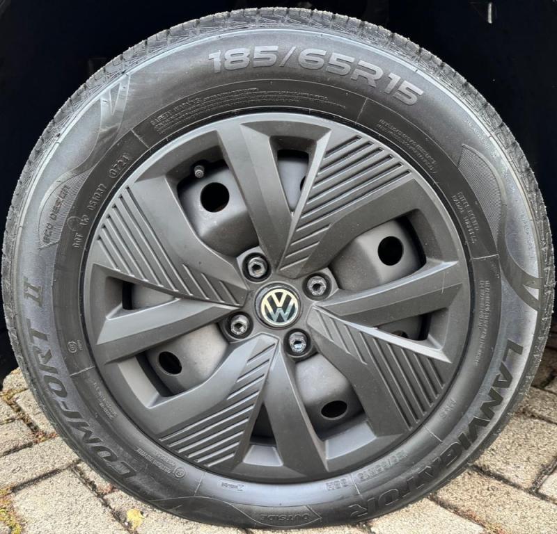 VOLKSWAGEN Polo Hatch - Foto