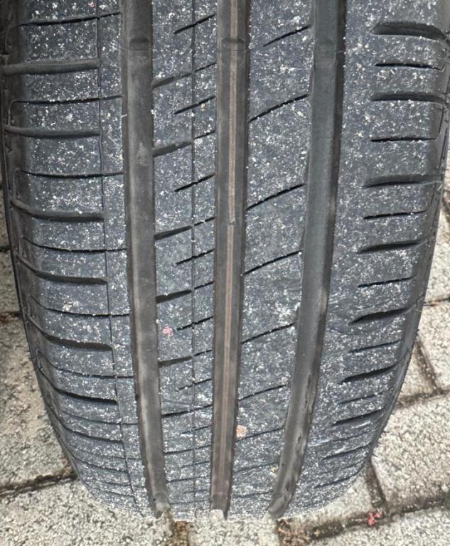 VOLKSWAGEN Polo Hatch - Foto