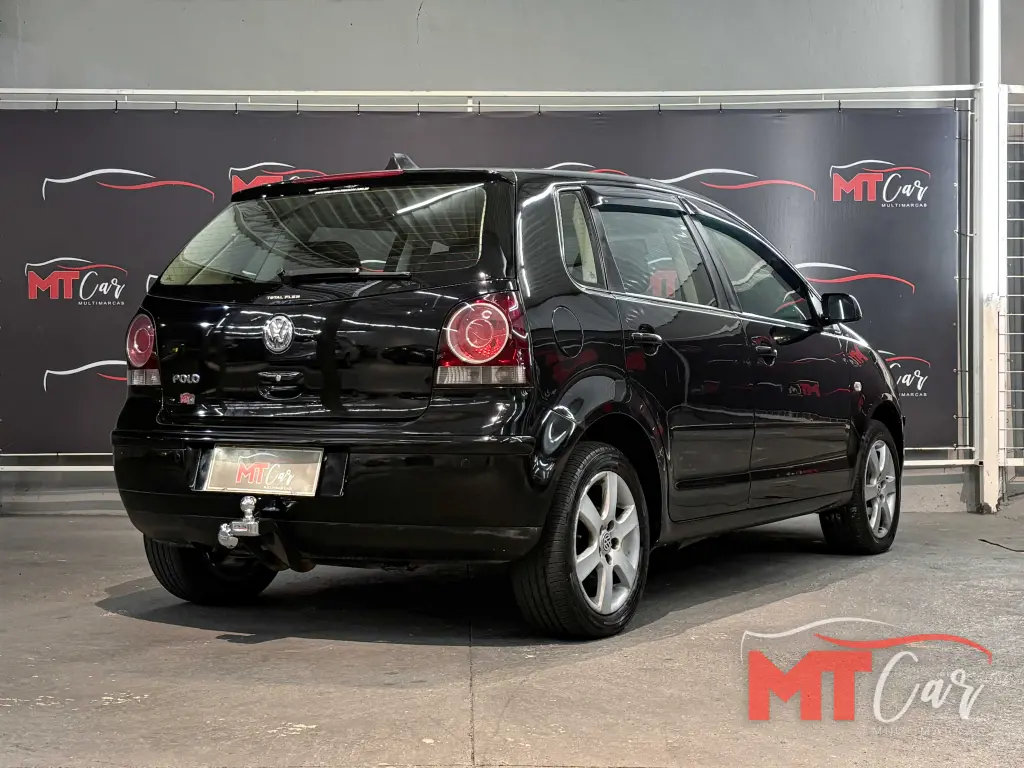 VOLKSWAGEN Polo Hatch - Foto