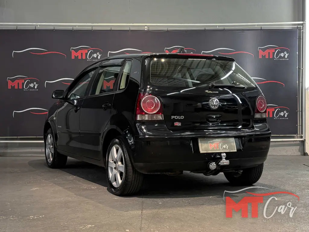 VOLKSWAGEN Polo Hatch - Foto