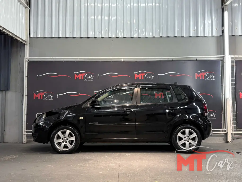 VOLKSWAGEN Polo Hatch - Foto