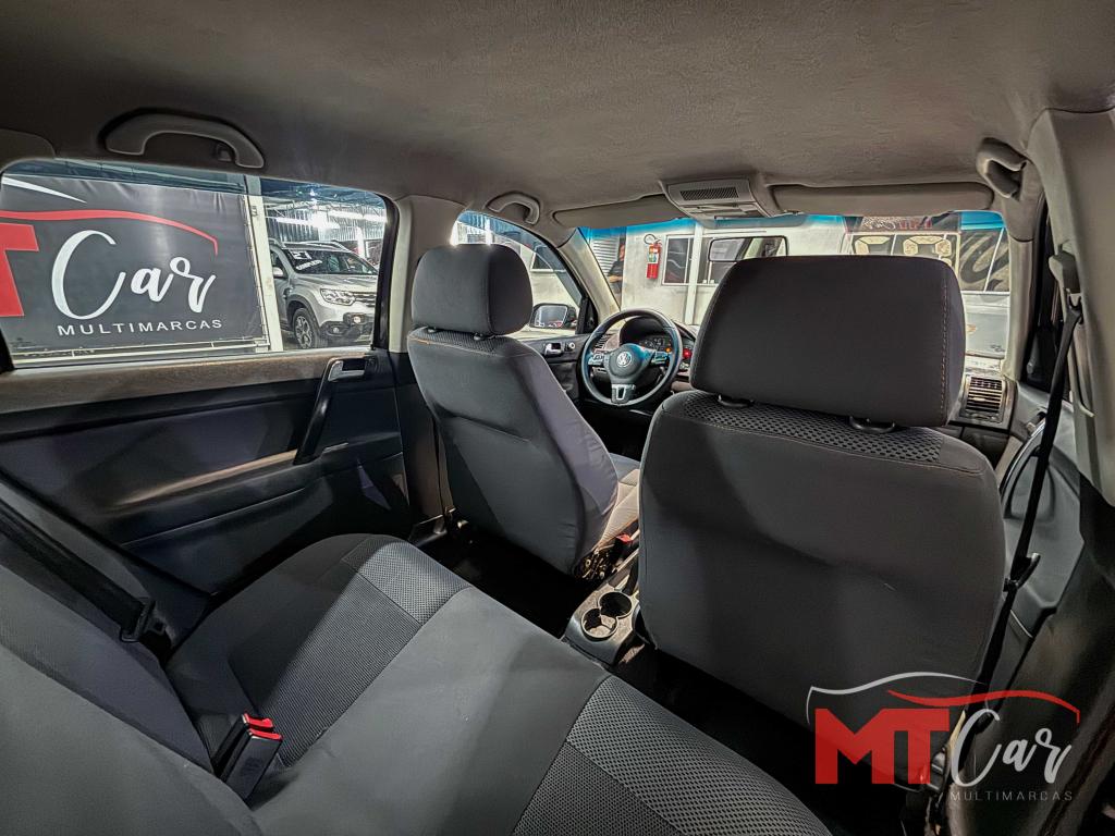 VOLKSWAGEN Polo Hatch - Foto