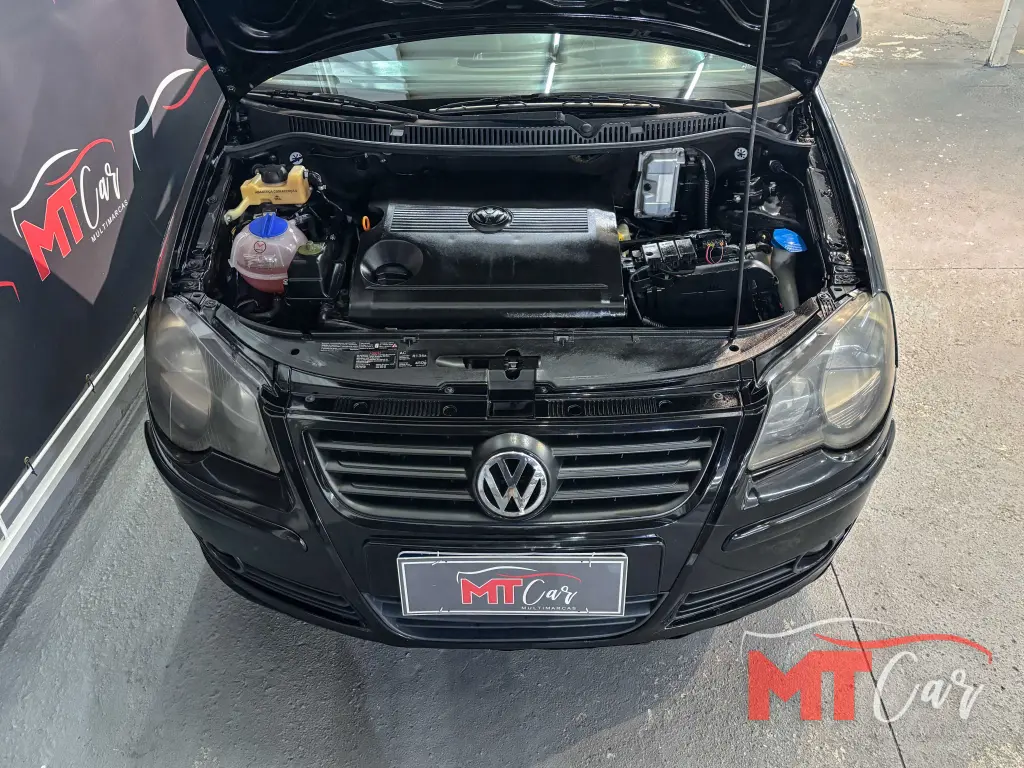 VOLKSWAGEN Polo Hatch - Foto