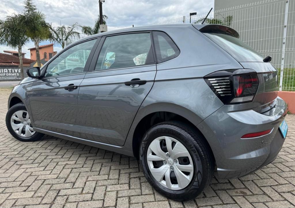 VOLKSWAGEN Polo Hatch - Foto