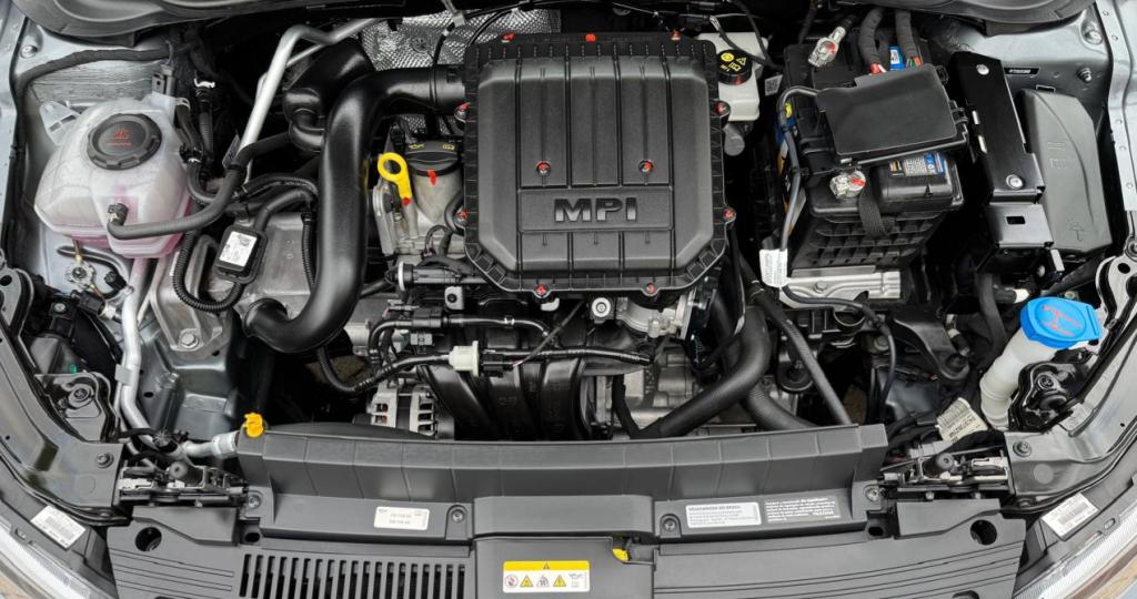 VOLKSWAGEN Polo Hatch - Foto