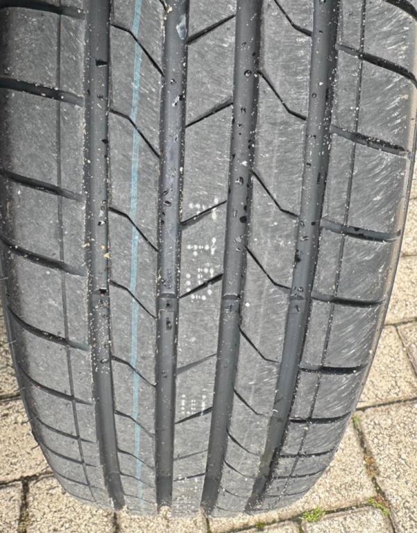 VOLKSWAGEN Polo Hatch - Foto