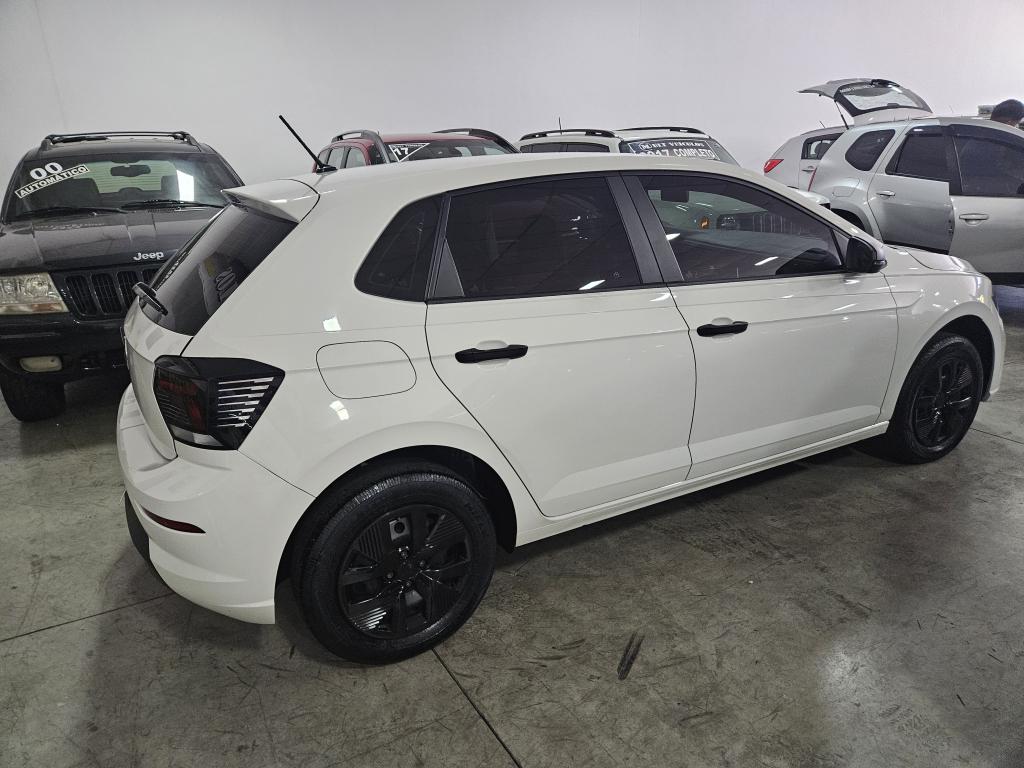 VOLKSWAGEN Polo Hatch - Foto