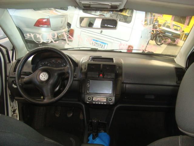 VOLKSWAGEN Polo Hatch - Foto