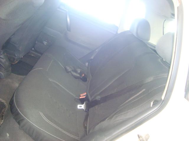 VOLKSWAGEN Polo Hatch - Foto