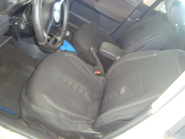 VOLKSWAGEN Polo Hatch - Foto